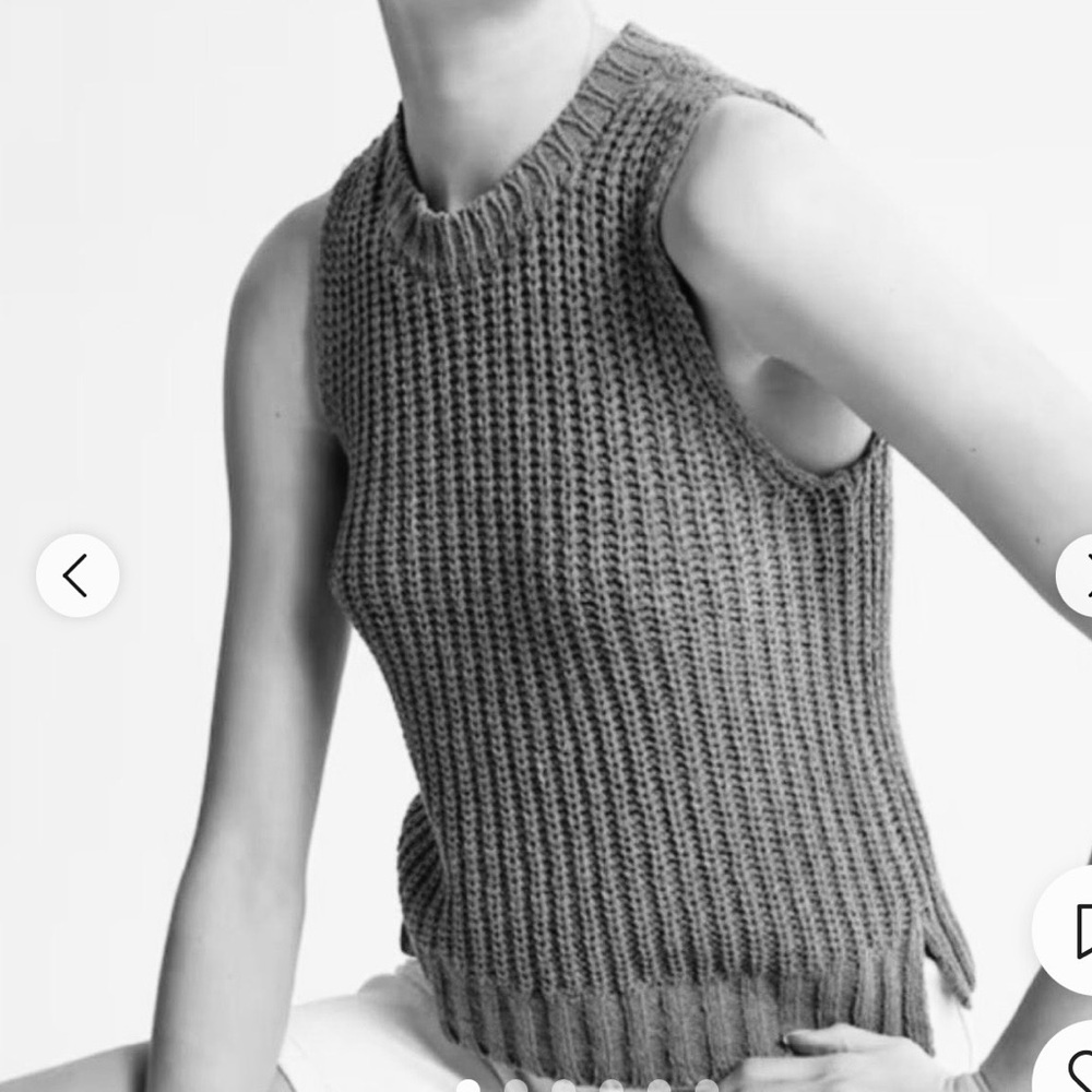 Abercrombie & Fitch Sweater Vest
